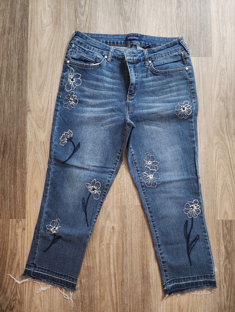 Women's Embroidered Blue Denim Jeans